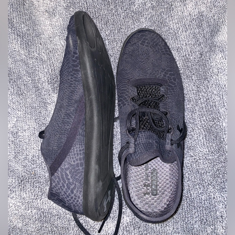 Under Armour Speedform lightweight shoes - women’s 7.5
